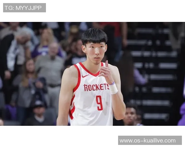 周琦在国际篮球舞台上的崛起与挑战:从青涩球员到顶尖中锋的成长之路 周琦在国际篮球舞台上的崛起与挑战:从青涩球员到顶尖中锋的成长之路