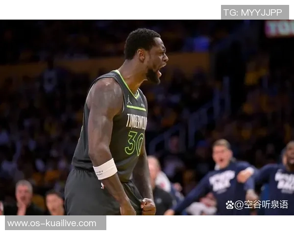 季前赛激战雄鹿对决森林狼球星表现引发球迷热议